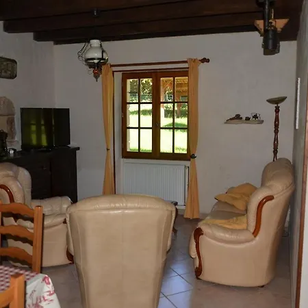 Сasa de vacaciones De La Plaine In 6 People Peyzac-le-Moustier