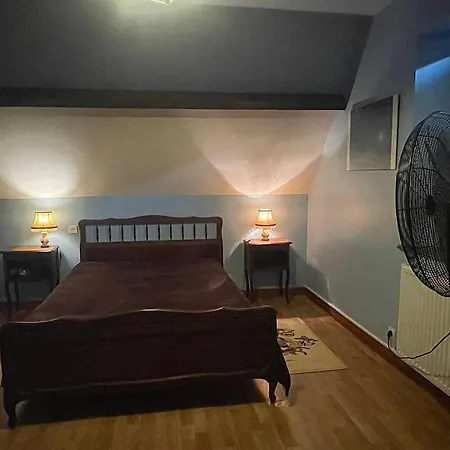 Ferienhaus De La Plaine In 6 People Peyzac-le-Moustier