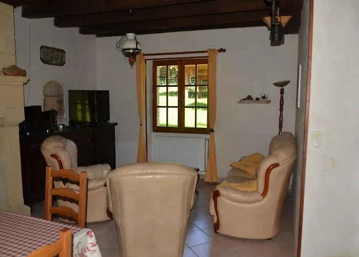 Сasa de vacaciones De La Plaine In 6 People Peyzac-le-Moustier